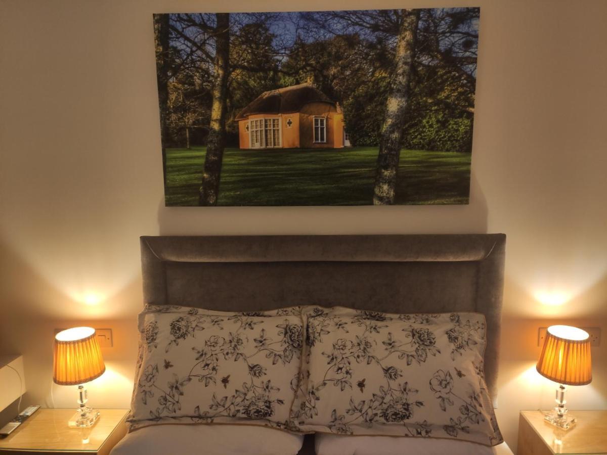 Newryview Villa Kültér fotó